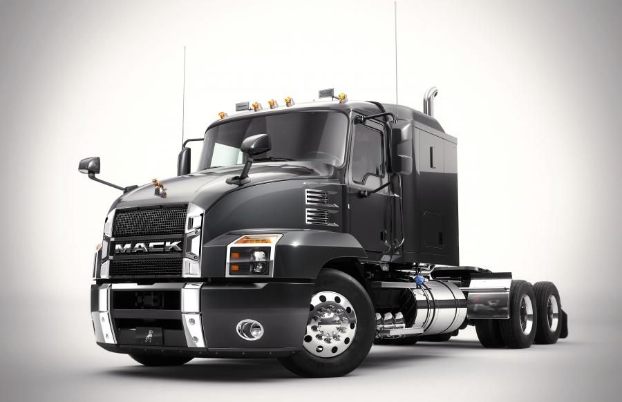  Mack Anthem 48-inch Flat Top Sleeper Cab 2018 года  (фото 1 из 1)